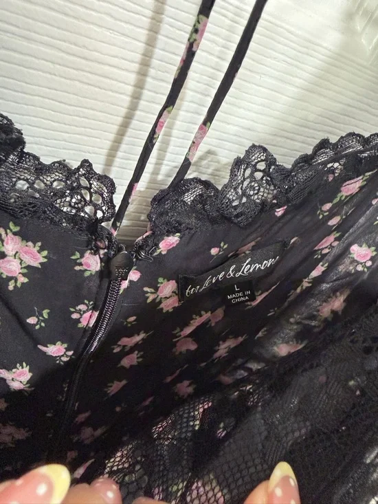 FOR LOVE & LEMONS
NOA MIDI DRESS Black and Floral Size L - Picture 5 of 9